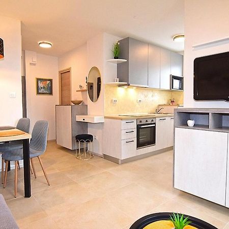 Sole Pula Apartman-Near Beach Luaran gambar